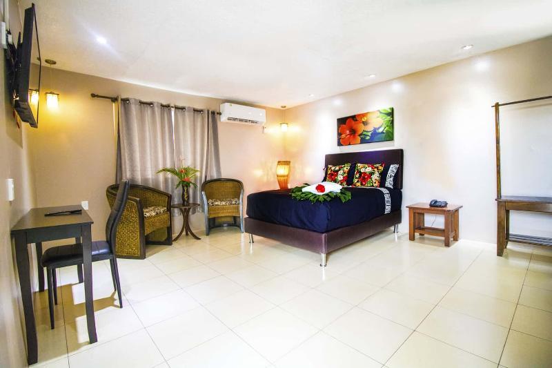 Apia Central Hotel Samoa Exterior photo