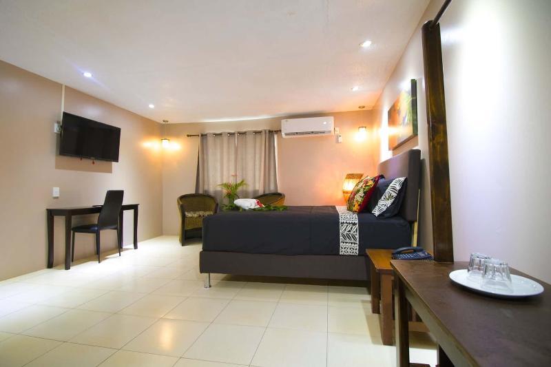 Apia Central Hotel Samoa Exterior photo